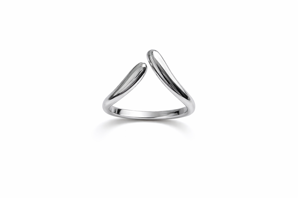 Aeris Curve Ring