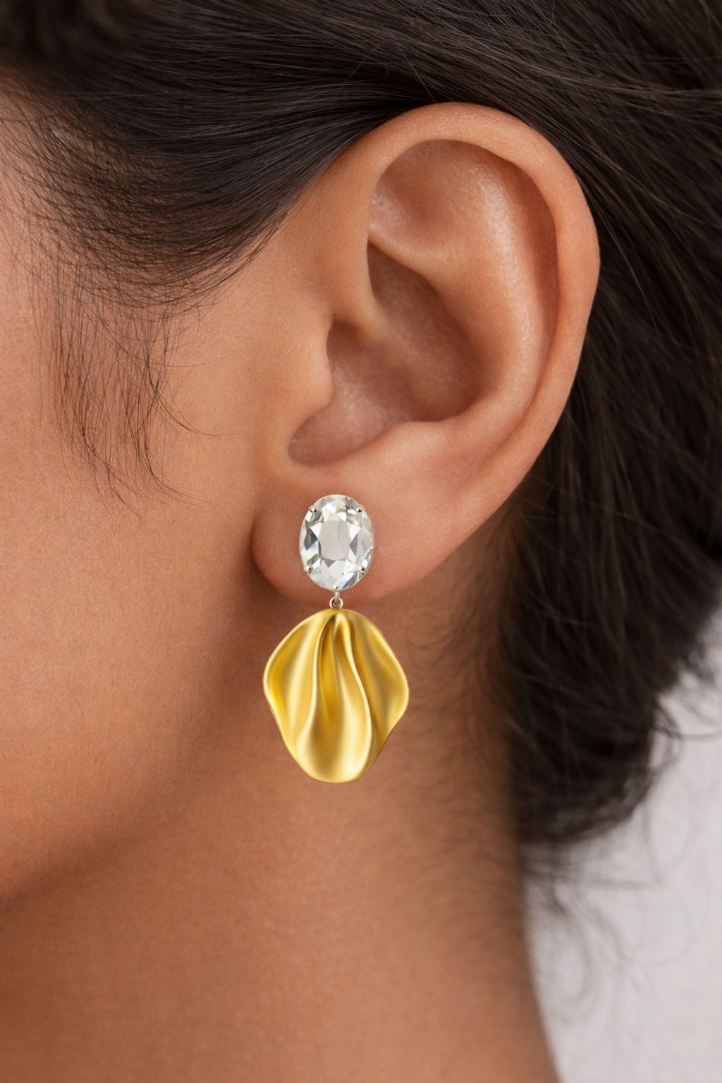 Eira Drop Earrings