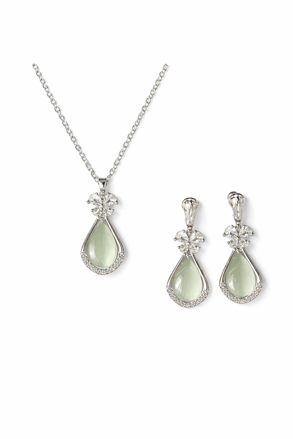 Dewdrop Pendant Set