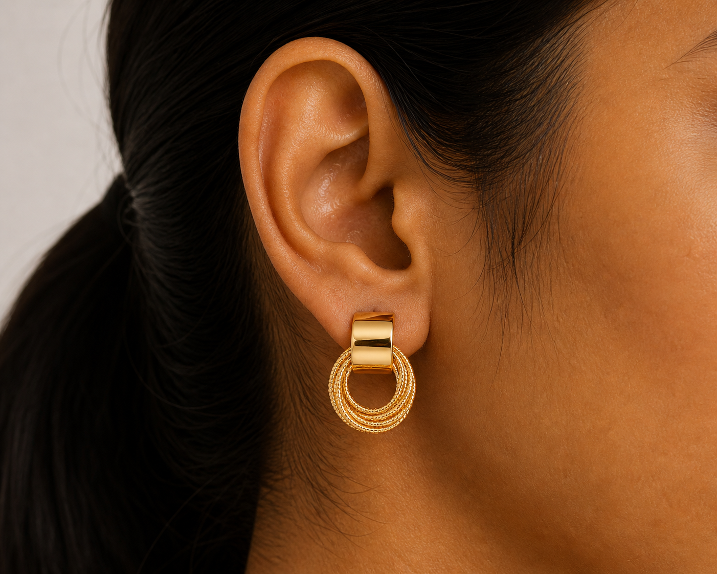 Noir Orbit Earrings in Gold