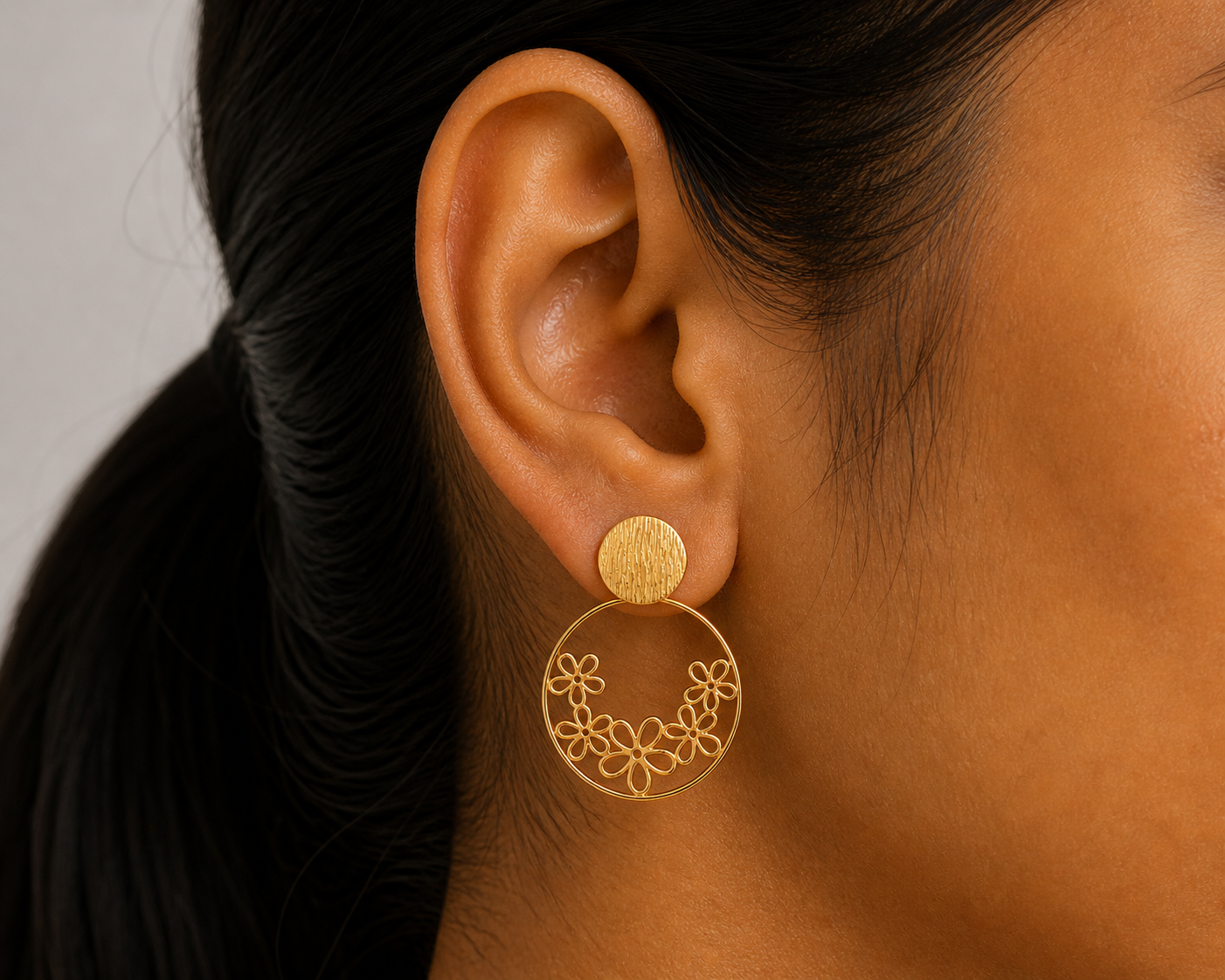 Bloom Drops in Gold