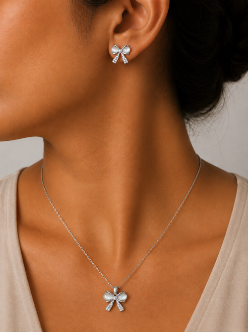 Belle Bow Pendant Set in Silver